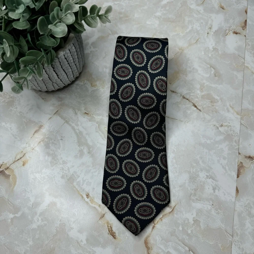 Bert Pulitzer Silk Men's Tie 3 3/8